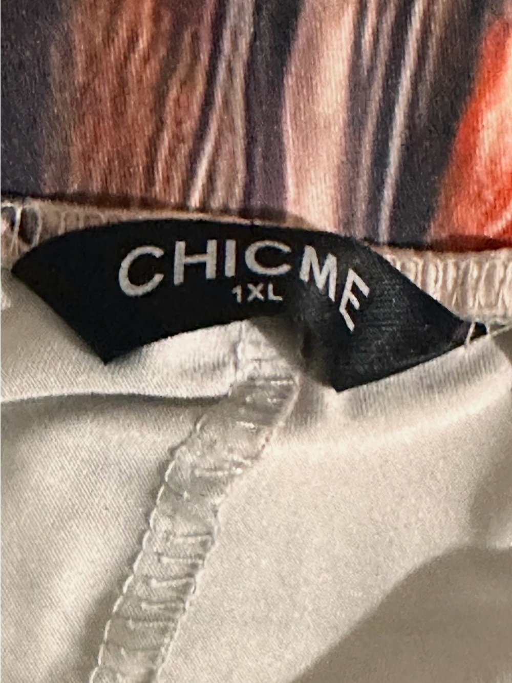 chic Marble Swirl Wide-Leg Jumpsuit in Peach, Black & Cream - Picture 7 of 13